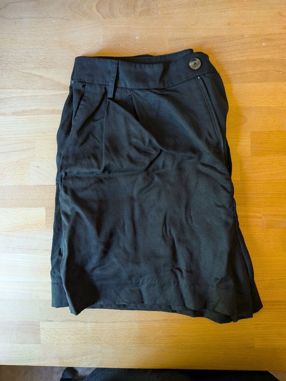 Reformation Mason shorts, black, sz 10